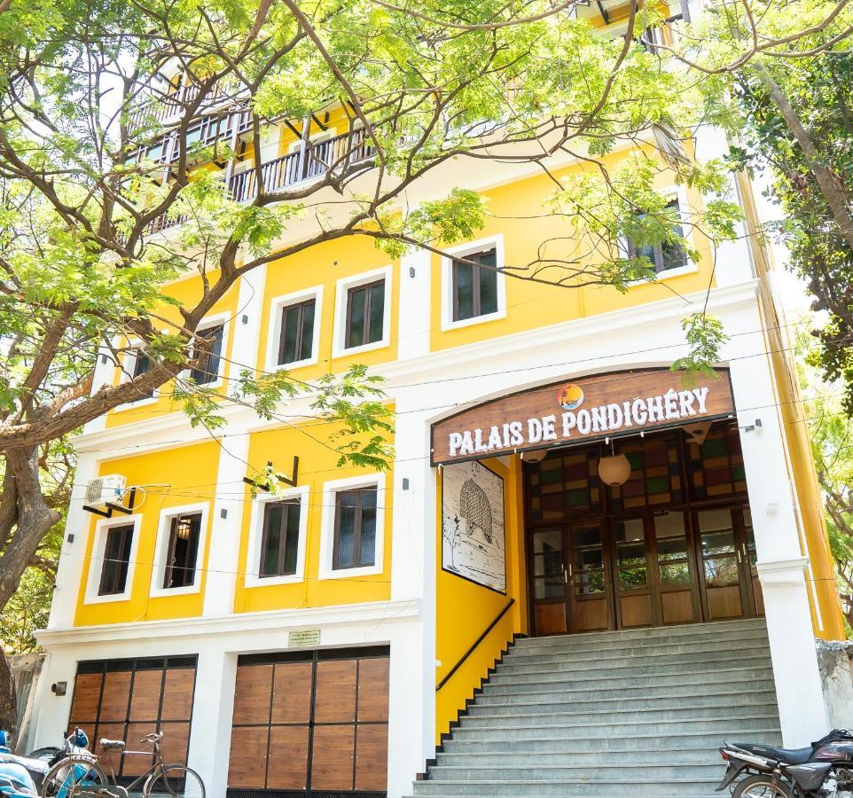 Palais De Pondichery Hotel Exterior photo